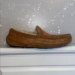 UGG Men’s Slippers Size 15